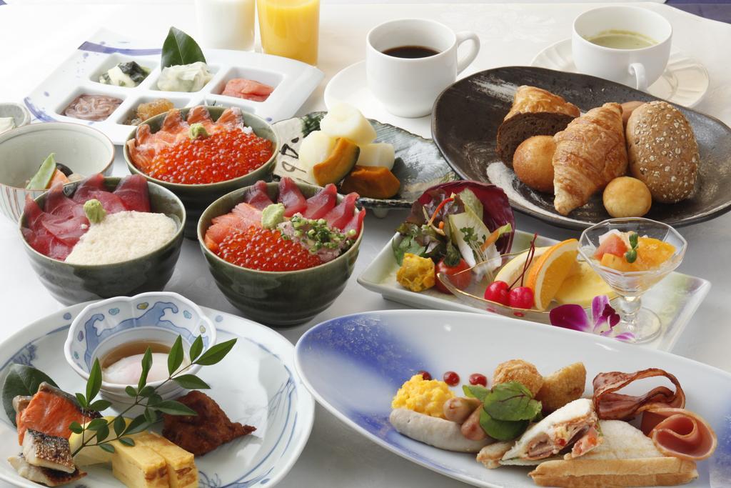 汤之川渚太子酒店